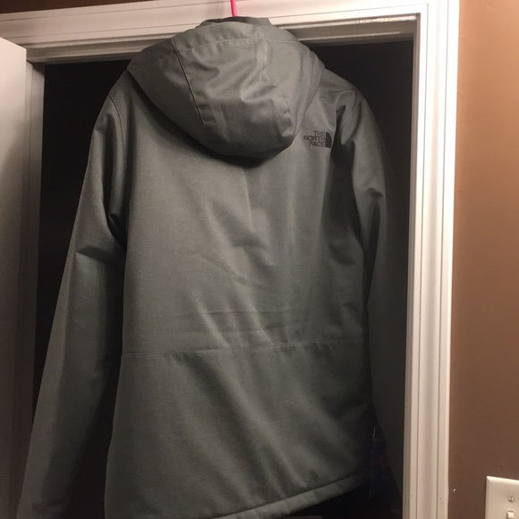 NORTHFACE Winter coat - Picture 3 of 4